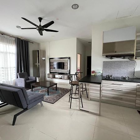 Vila Ayah Kota Bharu Esterno foto